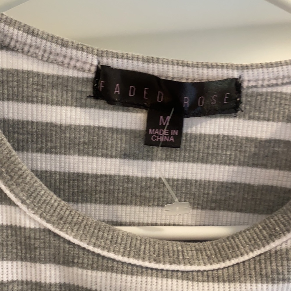 FADED ROSE SLEEVELESSStriped side Drawstring Tank Top - Picture 6 of 16